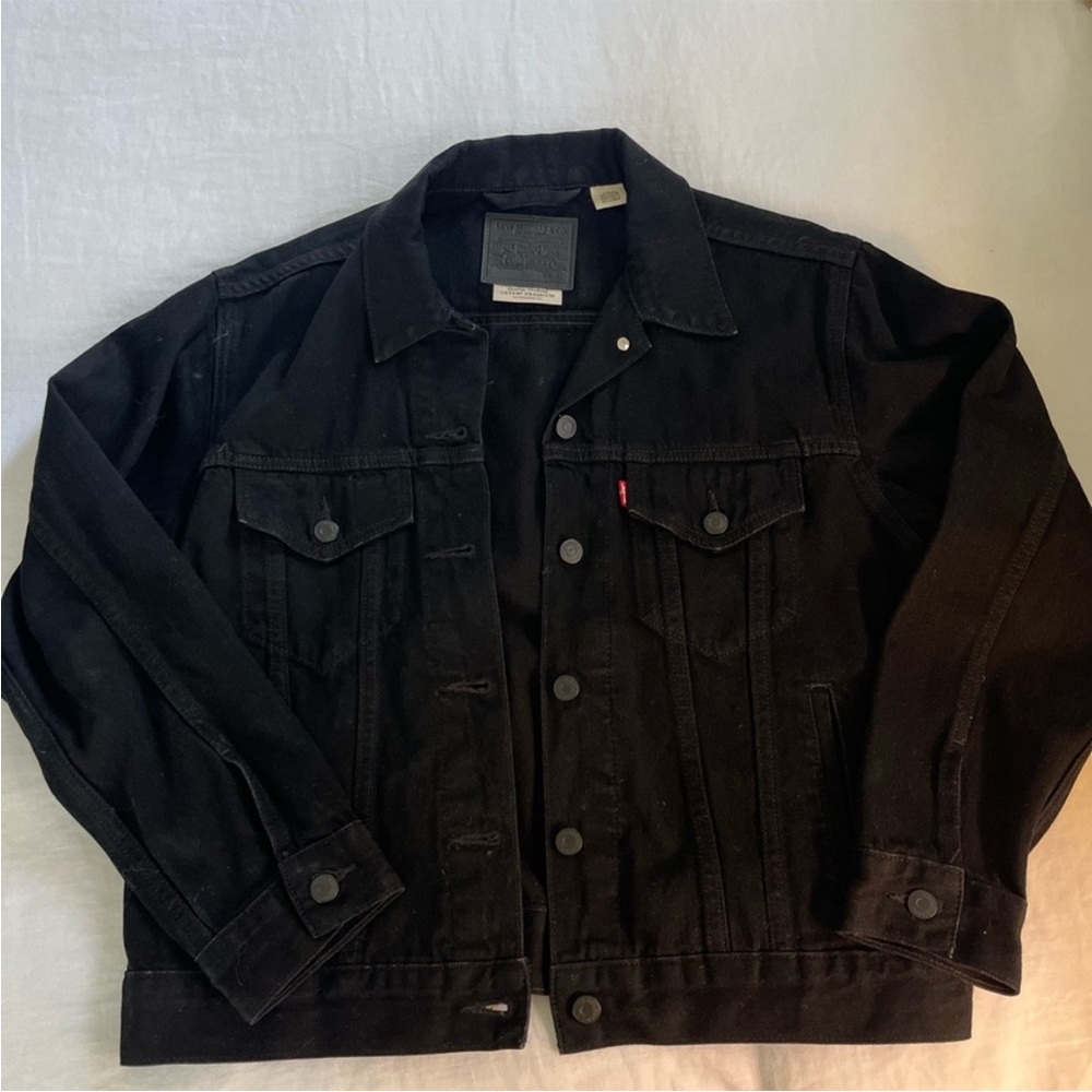 Levi’s Jean Jacket - BLACK